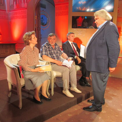 Обсуждение фильма А.В. Мамонтова «Конец золотого века». Москва. 18 авг. 2018 г.