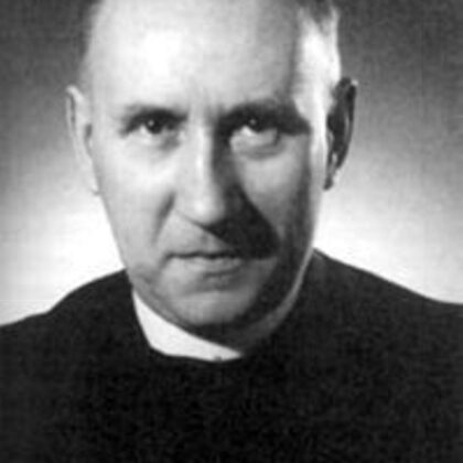 Хорватский священник К. Драганович создал в 1945 г. «монастырскую тропу» для вывоза СС-цев