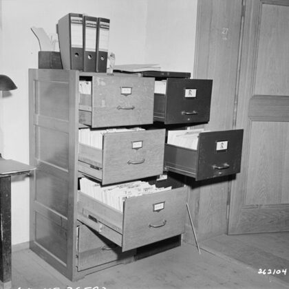 Картотека Айнзацштаба Розенберга, найденная амер. в замке Нойшванштайн. Май 1945 г.