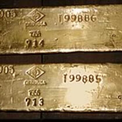 Золотые слитки Рейхсбанка, найденные на склонах окрест озера Вальхензее.