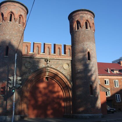 Закхаймские ворота Кёнигсберга. Здесь на складе трофейных ценностей была и Янтарная ком-та