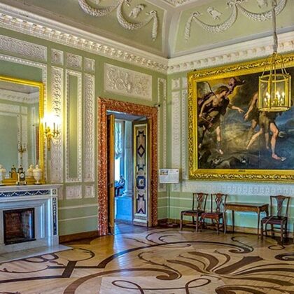 Один из восстановленных залов Гатчинского д-ца.