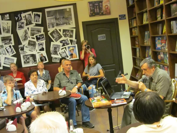 Встреча с читателями в книжном магазине «Полярис». Рига. 12.06.2015 г.