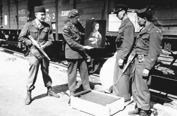 Английские «монументалисты» нашли в «поезде сокровищ» Г. Франка шедевр Леонардо да Винчи