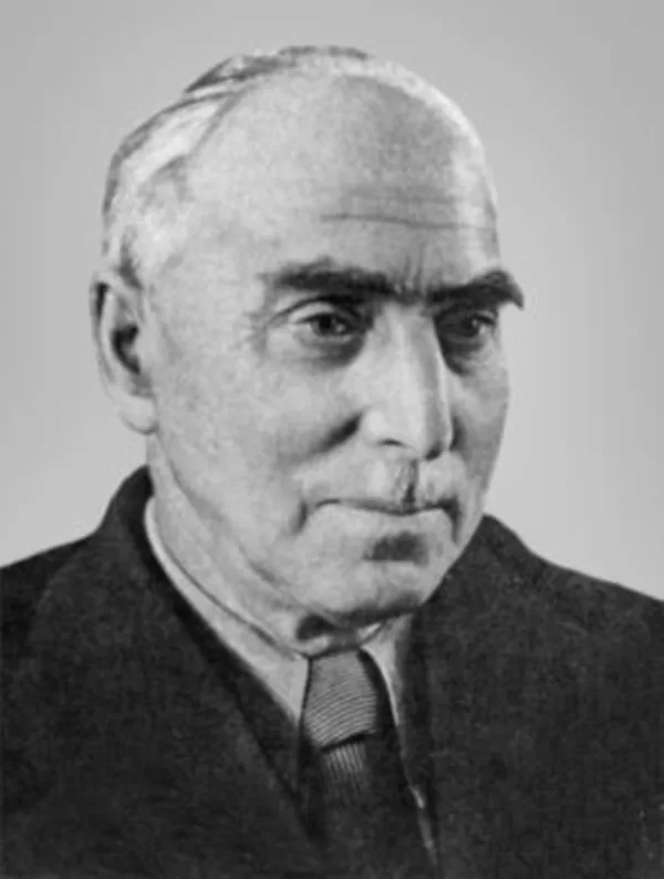 Проф. А.Я. Брюсов летом 1945 г. возглавлял комиссию по поискам ЯК. С ним работал А. Роде.